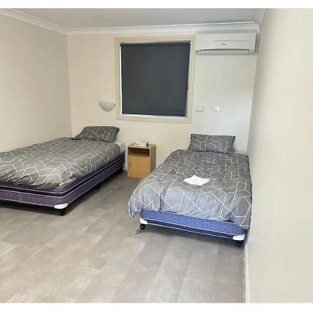 Yetholme Motel エクステリア 写真