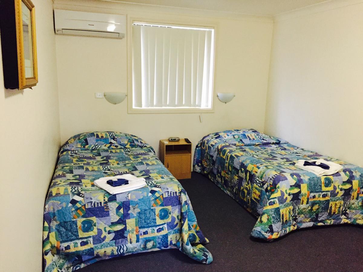 Yetholme Motel エクステリア 写真